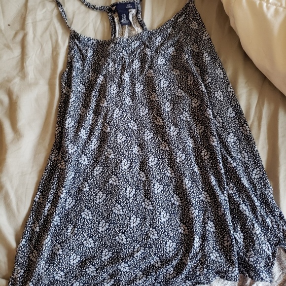 Tank top - Picture 2 of 3